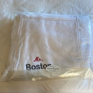 Mr Boston Embroidered Robe